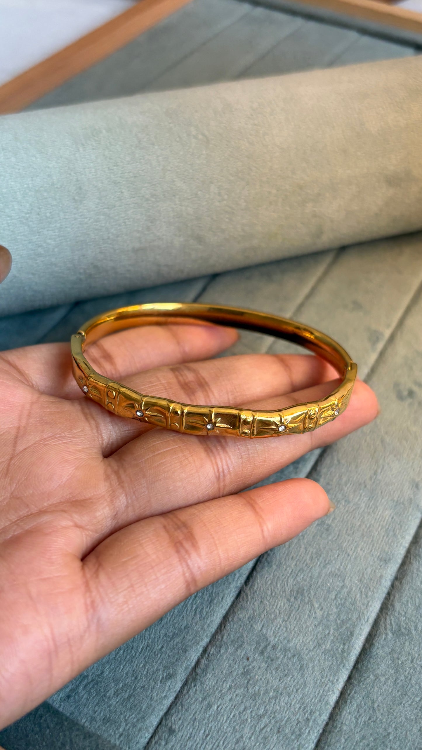 2.4 to 2.6 size Kada