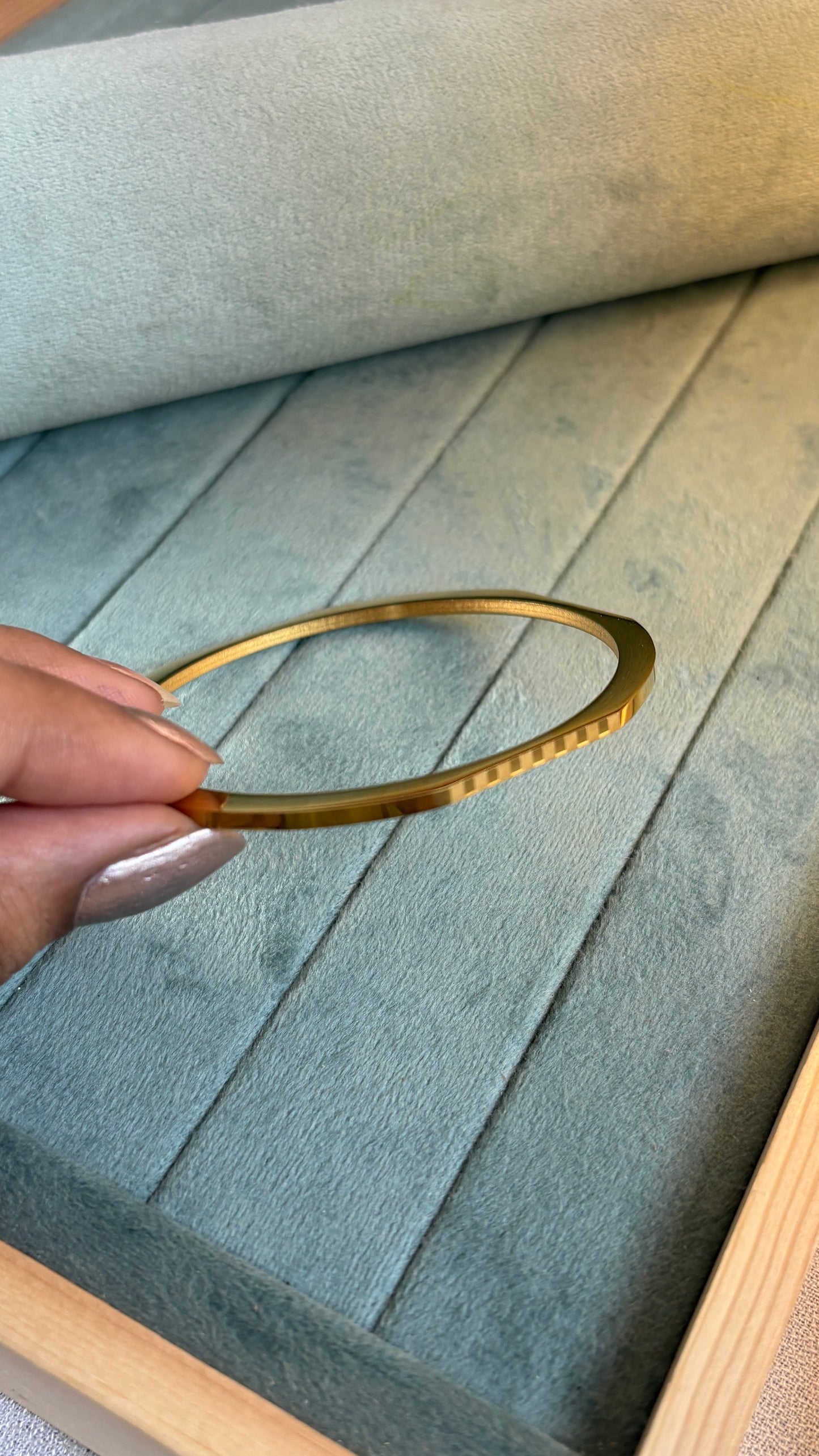 Regular size Bangle
