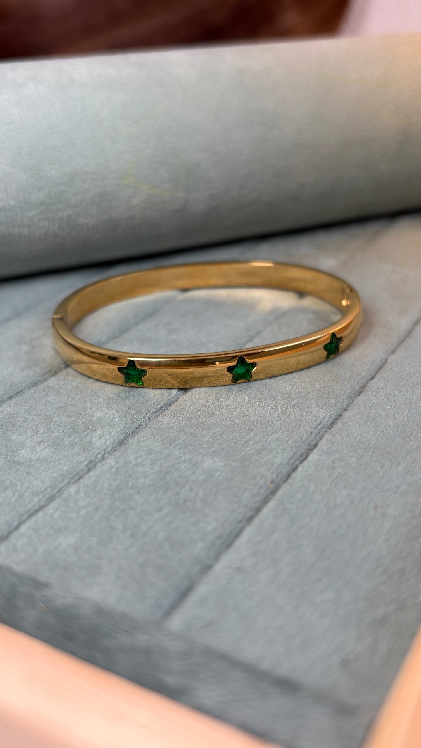 Green stonev Regular size Kada