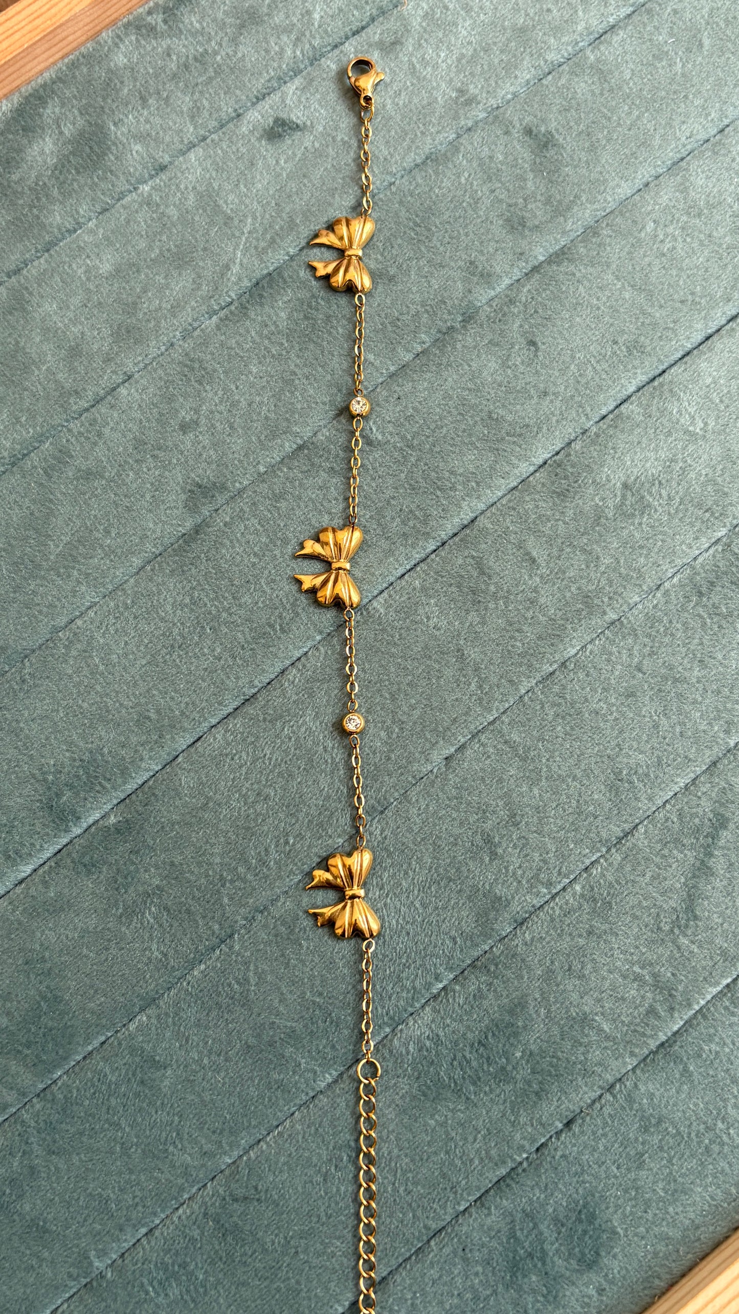Bow Chain Bracelet