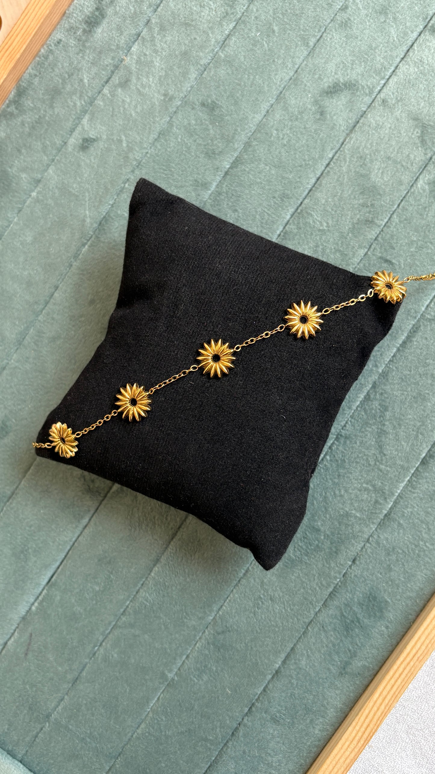 Flower Chain Bracelet