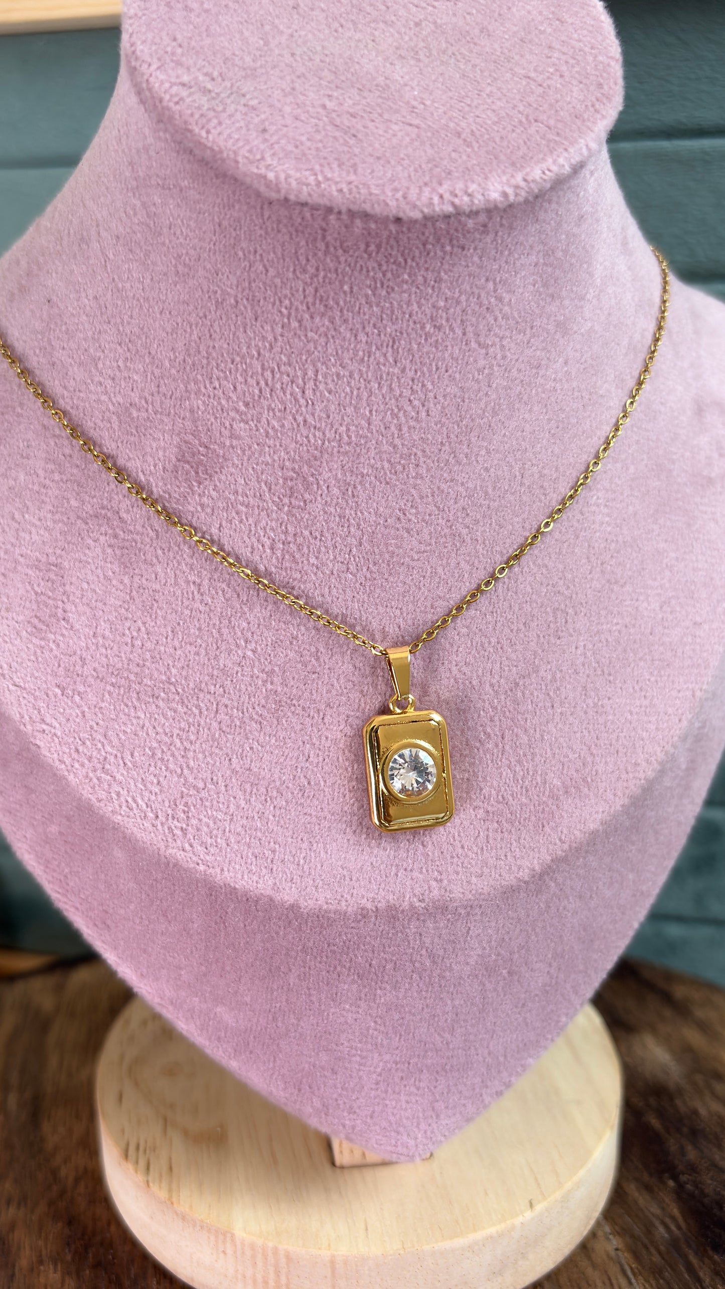 Anti Tarnish Chain Pendant