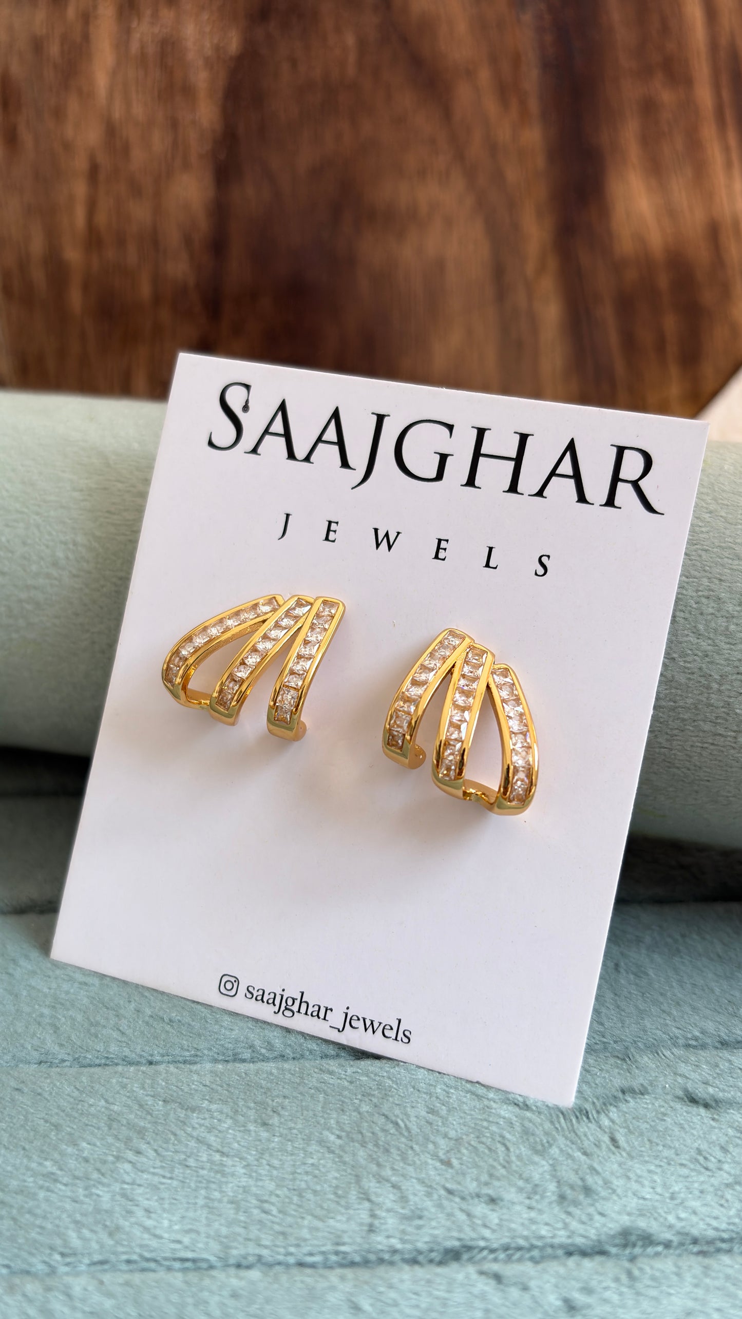 Anti tarnish white stone earrings