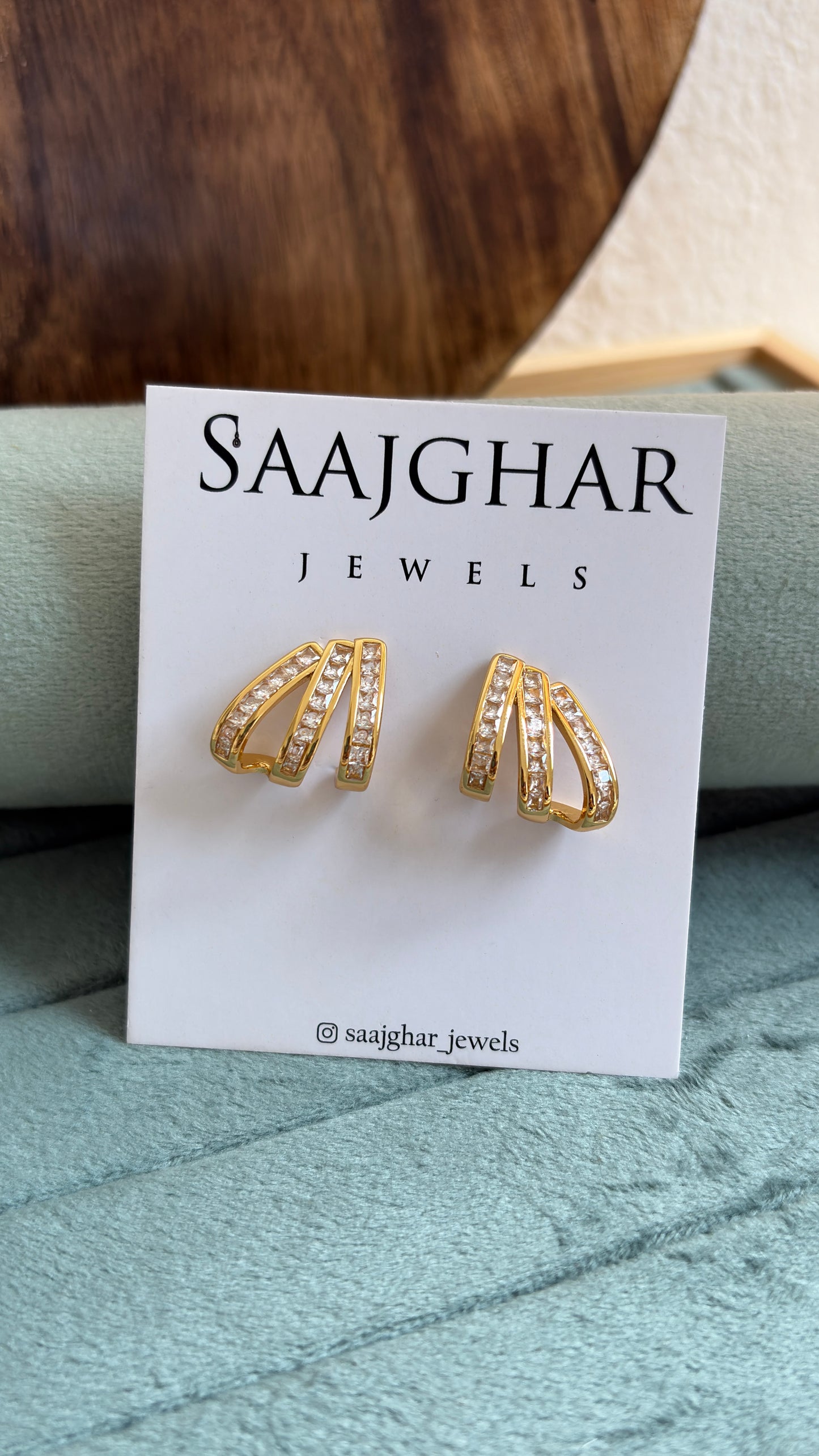 Anti tarnish white stone earrings