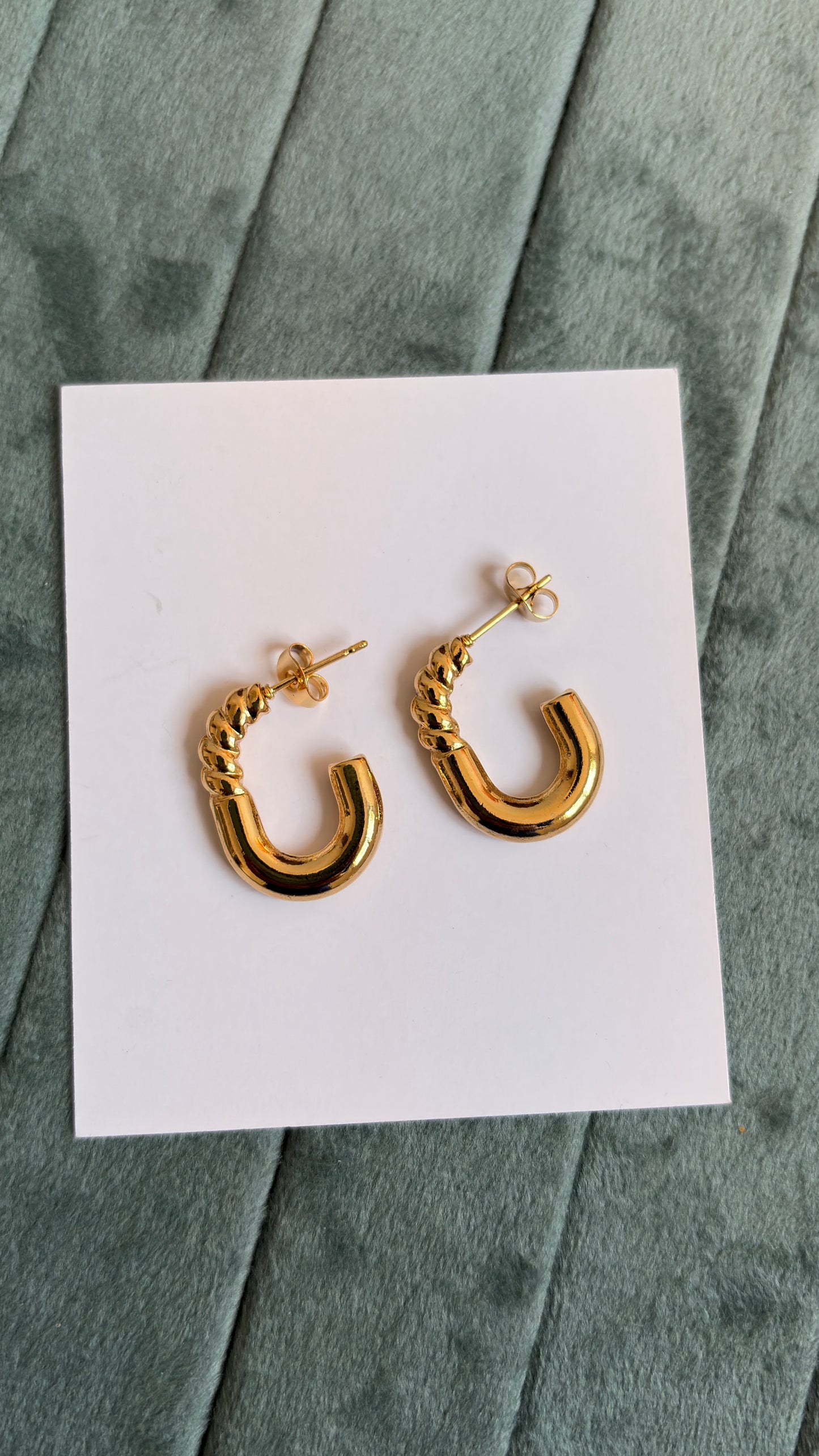 hoops4