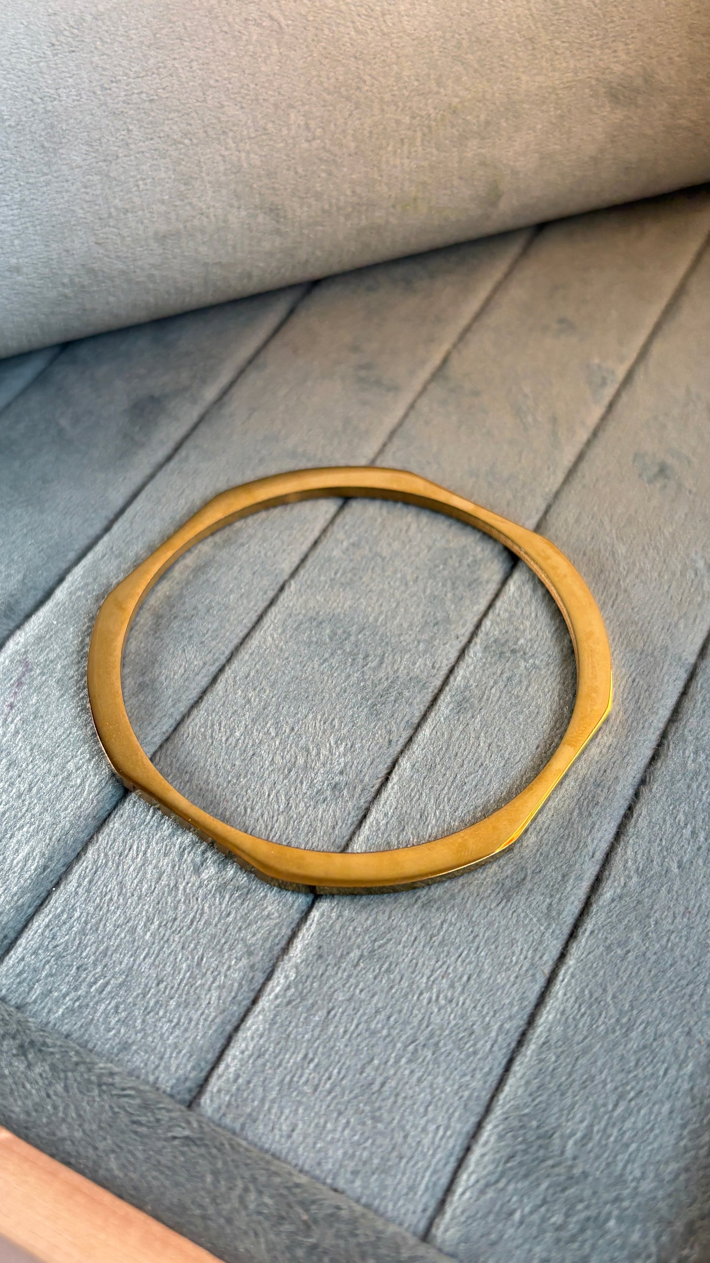 Regular size Bangle